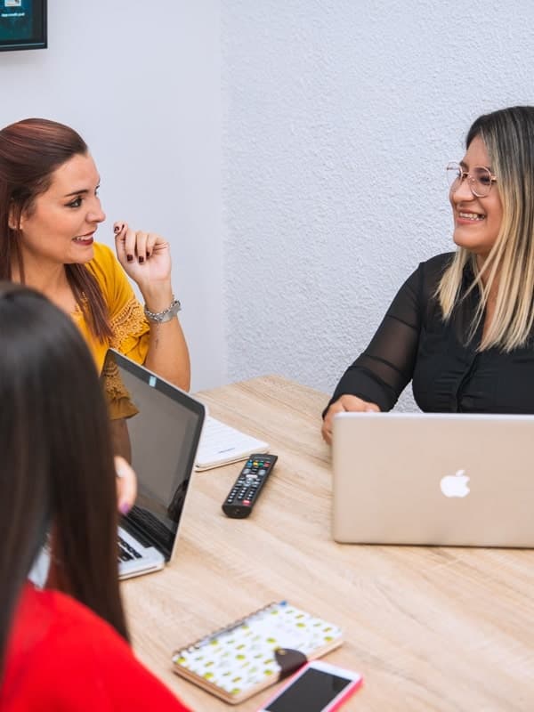 Daniela Mendoza Banblu